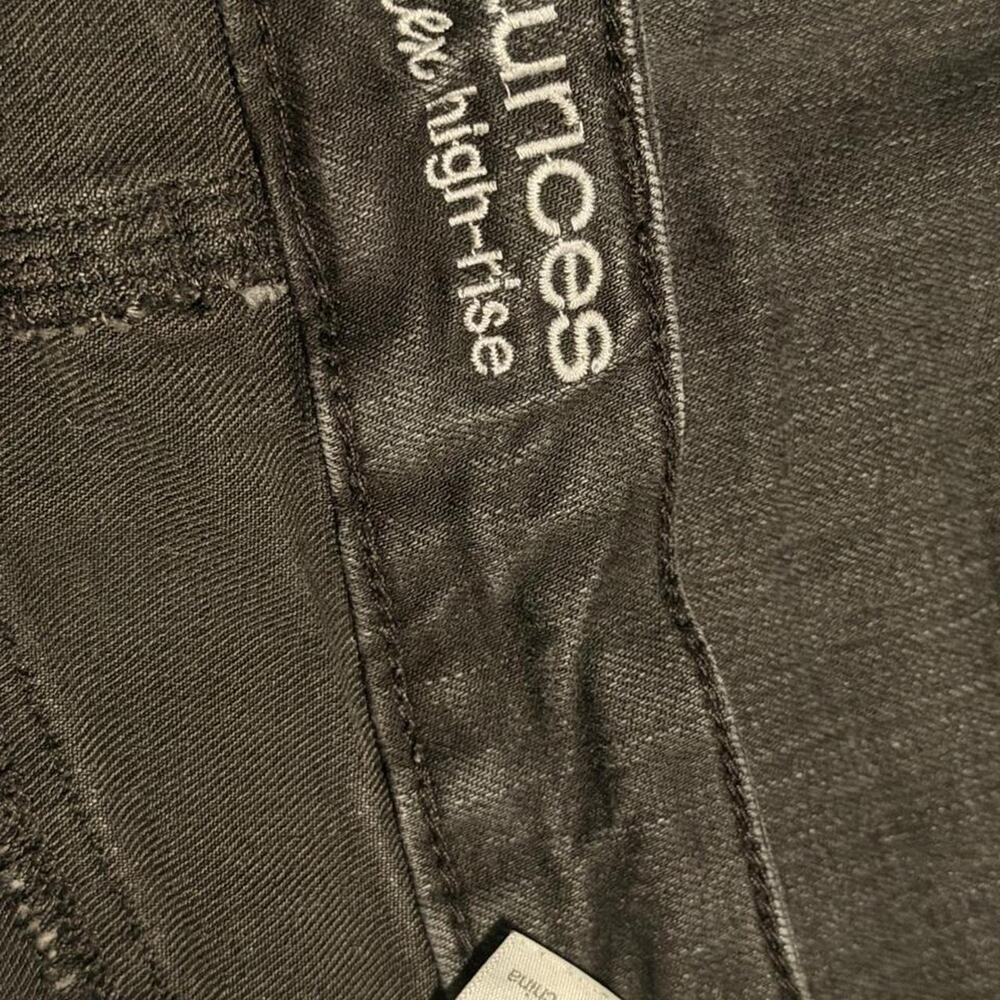 Maurices Everflex High Rise Straight Leg Jeans 14 Reg Black